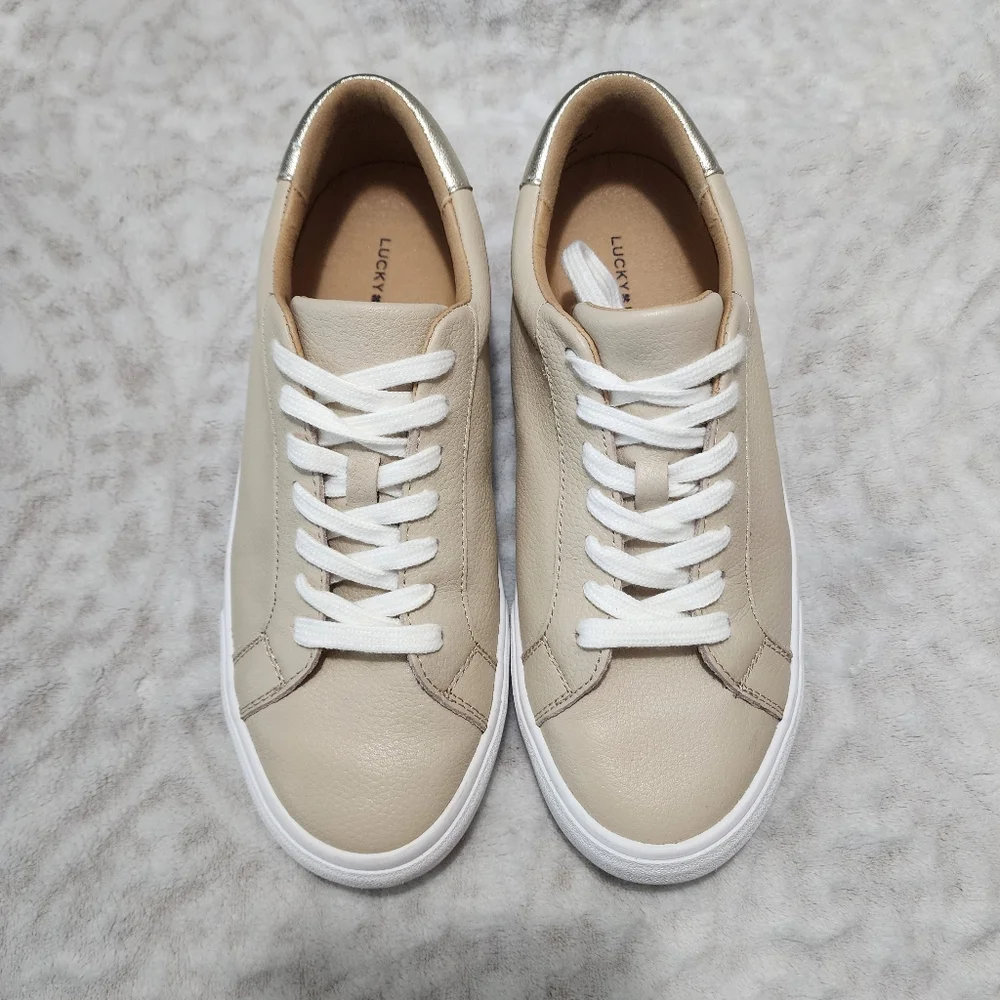 Lucky Brand Divahna Sneaker Women's Sz 8.5 Beige Pebbled Leather